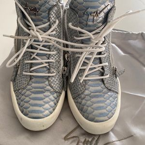 Giuseppe zanotti sneakers. In a good condition.
